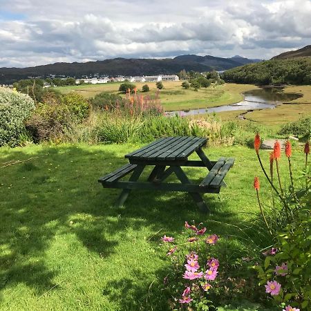Strathspey Villa Кайлакин Екстериор снимка